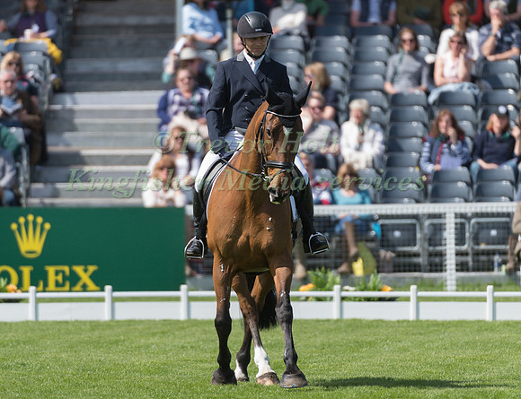 BEN HOBDAY  (GBR) RIDING  MULRY'S ERROR