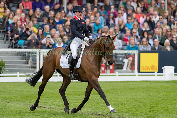 PIGGY FRENCH  (GBR) RIDING  VANIR KAMIRA