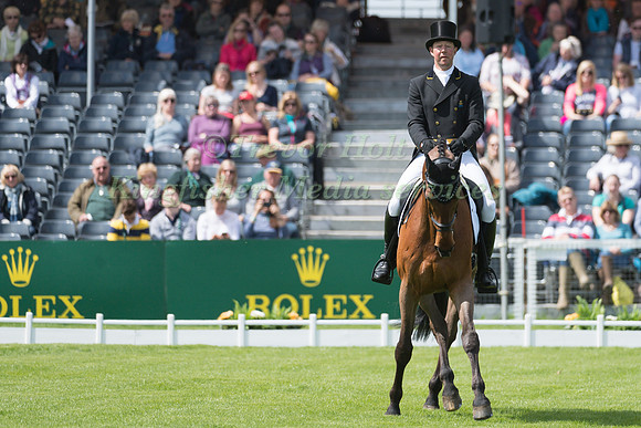 DAG ALBERT (SWE) RIDING  MITRAS EMINEM