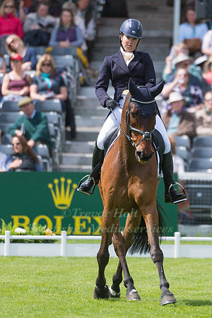 KATE HONEY  (GBR) RIDING  FERNHILL NOW OR NEVER
