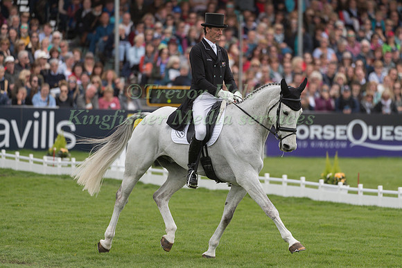 MARK TODD (NZL) RIDING  KILTUBRID RHAPSODY