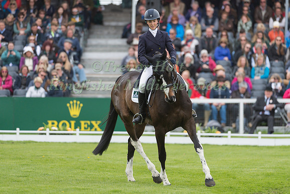 BECKY WOOLVEN  (GBR) RIDING  CHARLTON DOWN RIVERDANCE