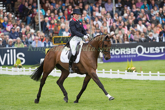 PIGGY FRENCH  (GBR) RIDING  VANIR KAMIRA