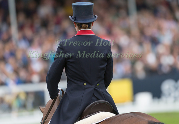 PIGGY FRENCH  (GBR) RIDING  VANIR KAMIRA