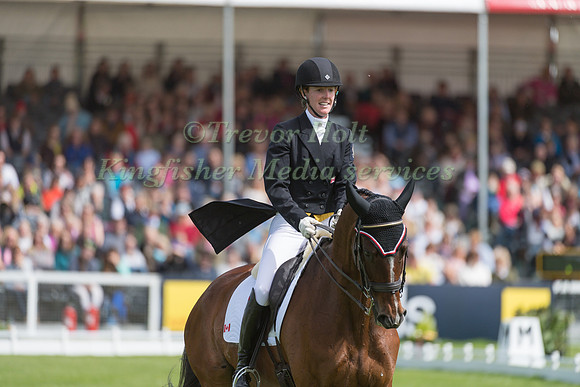 SELENA O'HANLON (CAN) RIDING  FOXWOOD HIGH