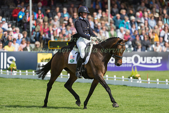 LAUREN KIEFFER (USA) RIDING  VERONICA
