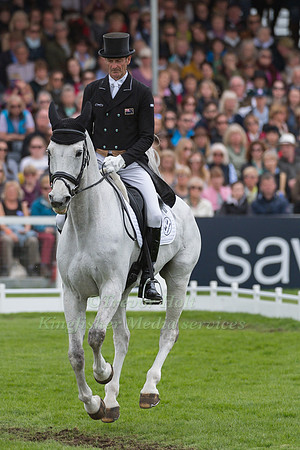 MARK TODD (NZL) RIDING  KILTUBRID RHAPSODY