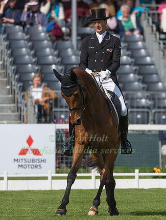 MARK TODD (NZL) RIDING  LEONIDAS II