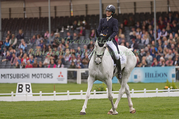 KIRSTY SHORT (GBR) RIDING  COSSAN LAD