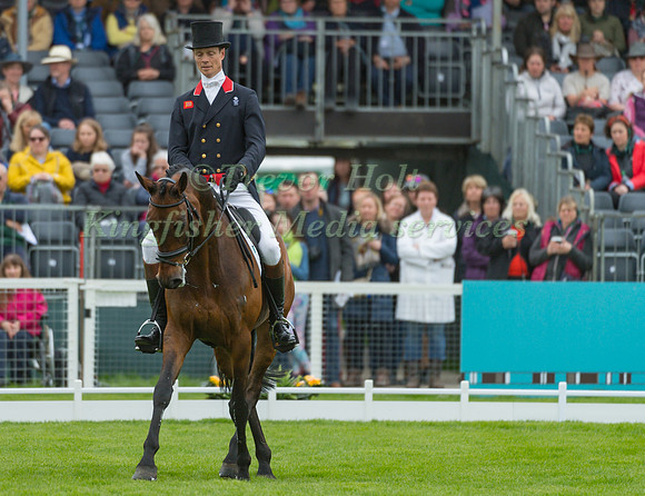 WILLIAM FOX-PITT (GBR) RIDING  FERNHILL PIMMS