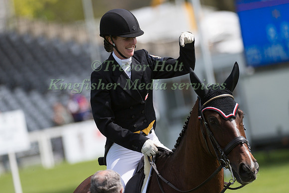 SELENA O'HANLON (CAN) RIDING  FOXWOOD HIGH