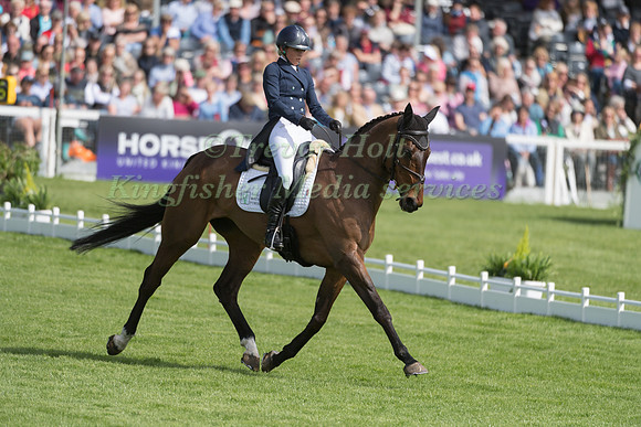 IMOGEN GLOAG  (GBR) RIDING  BRENDONHILL DOUBLET