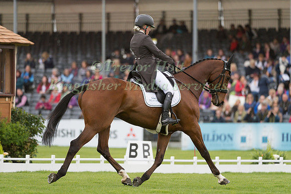 IMOGEN MURRAY (GBR) RIDING  IVAR GOODEN