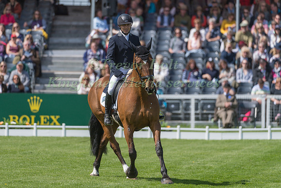 BEN HOBDAY  (GBR) RIDING  MULRY'S ERROR