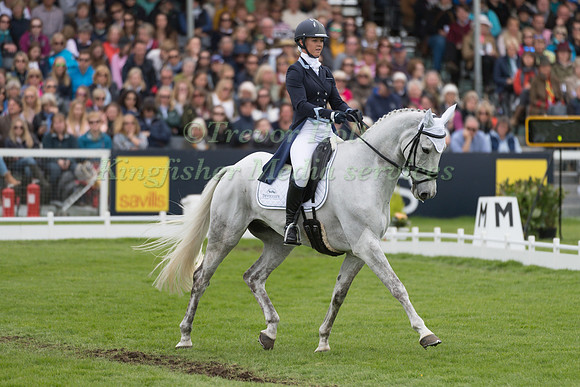 DANI EVANS (GBR) RIDING  SMART TIME