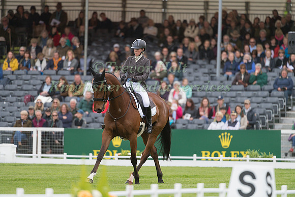IMOGEN MURRAY (GBR) RIDING  IVAR GOODEN
