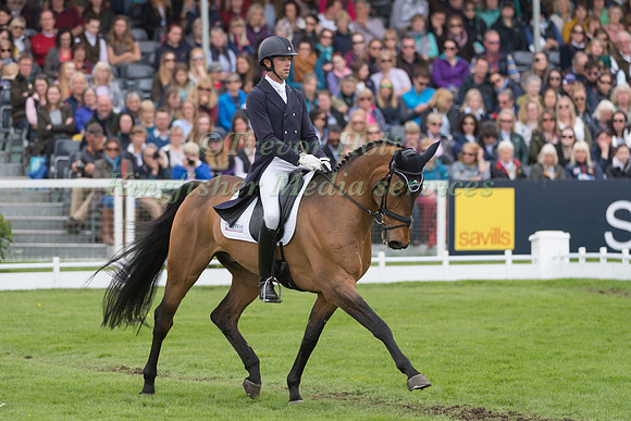 WILLIAM COLEMAN (USA) RIDING  OBOS O'REILLY