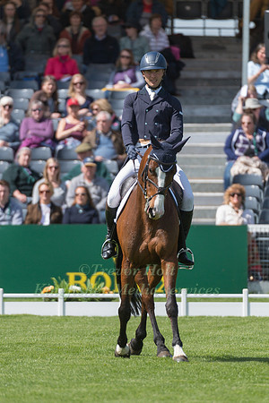 ALEXANDER WHEWALL RIDING  CHAKIRIS STAR