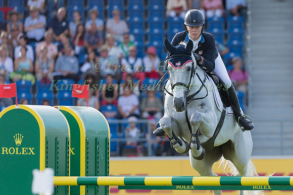 CAROLINE MARTIN (USA) AND ISLANDWOOD CAPTAIN JACK