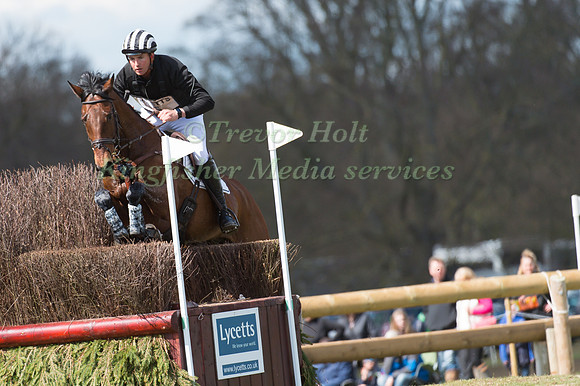 Jesse  Campbell (NZL) riding Kaapachino