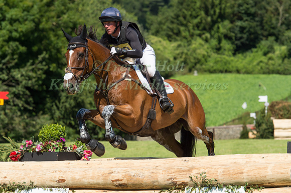 OLIVER TOWNEND (GBR) RIDING DROMGURRIHY BLUE