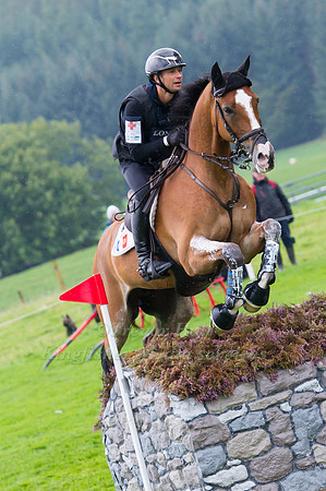 Lt Col Thibault Valette riding Qing du Briot ENE HN