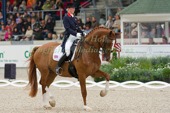 Laura Bechtolsheimer and Mistral Hojris