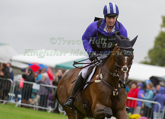 HOLLY  PAYNE-CARAVELLA (USA) RIDING NEVER OUTFOXED