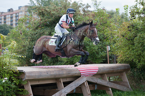 Izzy Taylor and KBIS Briarlands Matilda