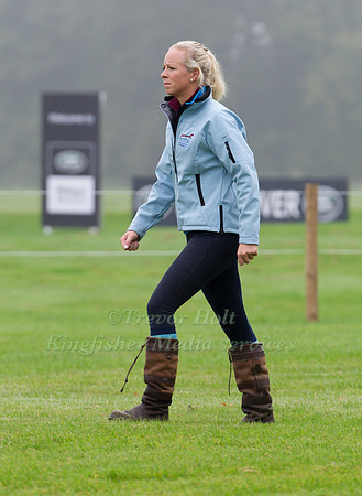Coral Keen Walking the Course