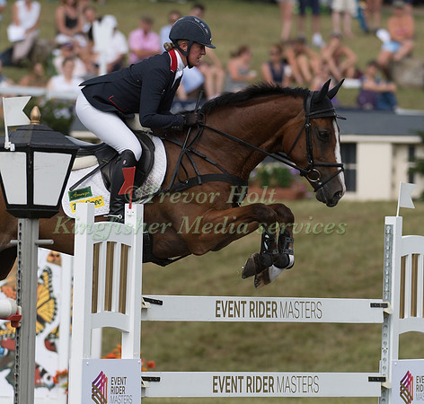 NICOLA WILSON (GBR) AND ONE TWO MANY-2