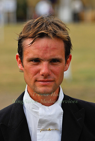 Nicolas Touzaint