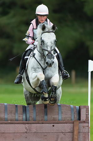 CARRIE BYROM (GBR) RIDING SHANNONDALE BLUE