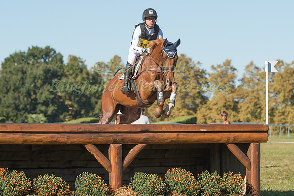Michael Jung (GER) riding FIschertakinou