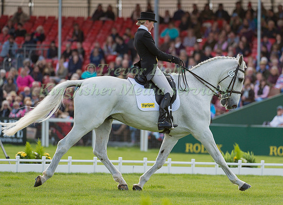 Louisa Milne Home (GBR) riding King Eider