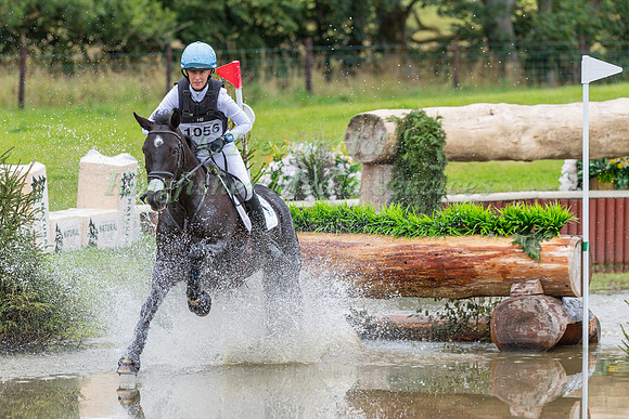 BELLA INNES KER RIDING  MONBEG VOODOO