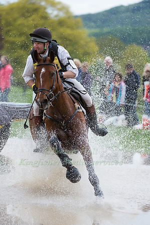 Simon Vatcher riding  CAMBLIN HILL