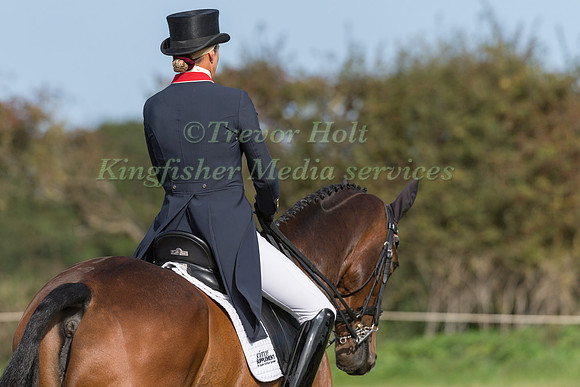 SARAH BULLIMORE AND REVE DU ROUET