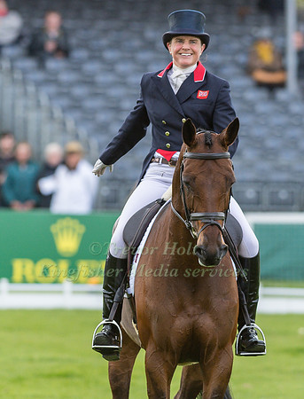 Piggy French (GBR) and  Vanir Kamira
