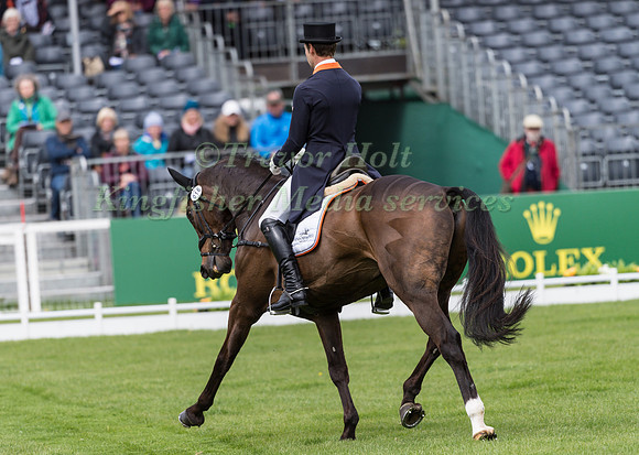 Christopher Burton (AUS) and  Graf Liberty