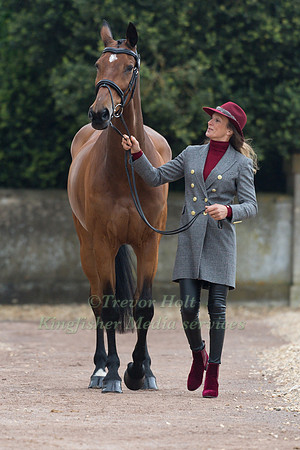 Sarah Bullimore (GBR) and  Reve du Rouet