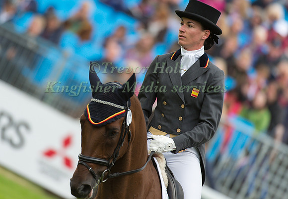 Maria Pinedo Sendagorta of Spain riding Carriem Van Colen Z