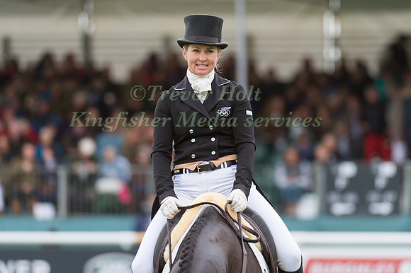 Jonelle Price (NZL) and  Classic Moet