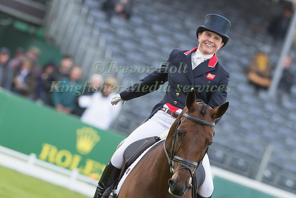 Piggy French (GBR) and  Vanir Kamira