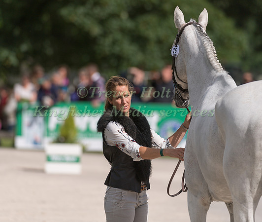 CAROLINE  POWELL (NZL) AND UP UP AND AWAY AT THE EQUI-TREK CCI *** FINAL HORSE INSPECTION OF THE 2017 BRAMHAM INTERNATIONAL HORSE TRIALS
