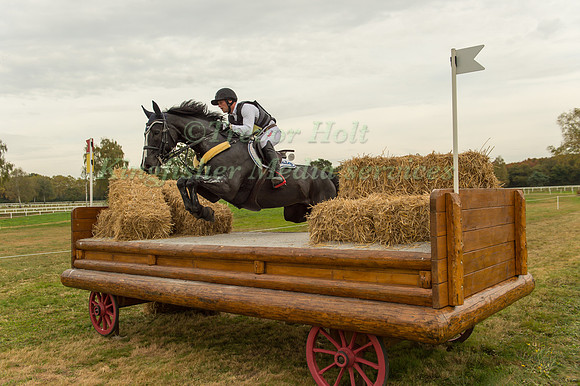 Michael Jung of Germany riding Halunke FBW