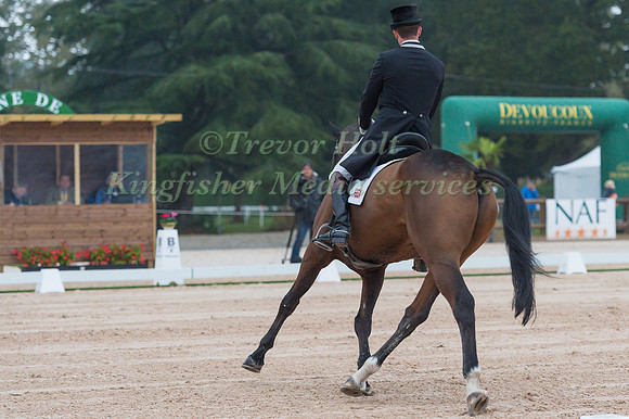 Tom Crisp (GBR) Coolys Luxury