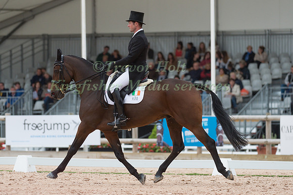 Joseph Murhy (IRL) riding Sportsfield Othello