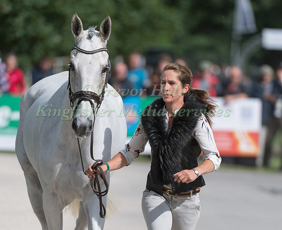 CAROLINE  POWELL (NZL) AND UP UP AND AWAY AT THE EQUI-TREK CCI *** FINAL HORSE INSPECTION OF THE 2017 BRAMHAM INTERNATIONAL HORSE TRIALS