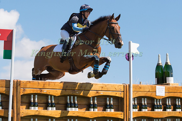 EMILY BALDWIN (GBR) RIDING RINWOOD COOLEY